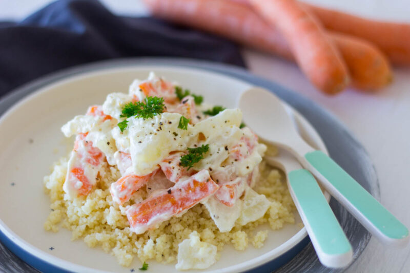 Couscous mit Gemüse in Frischkäsesoße schnelles, gesundes Mittagessen