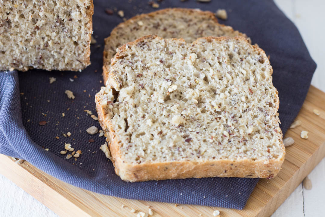 Dinkel-Roggen-Weizen Brot - gesundes Frühstück ⋆ Lieblingszwei * Foodblog
