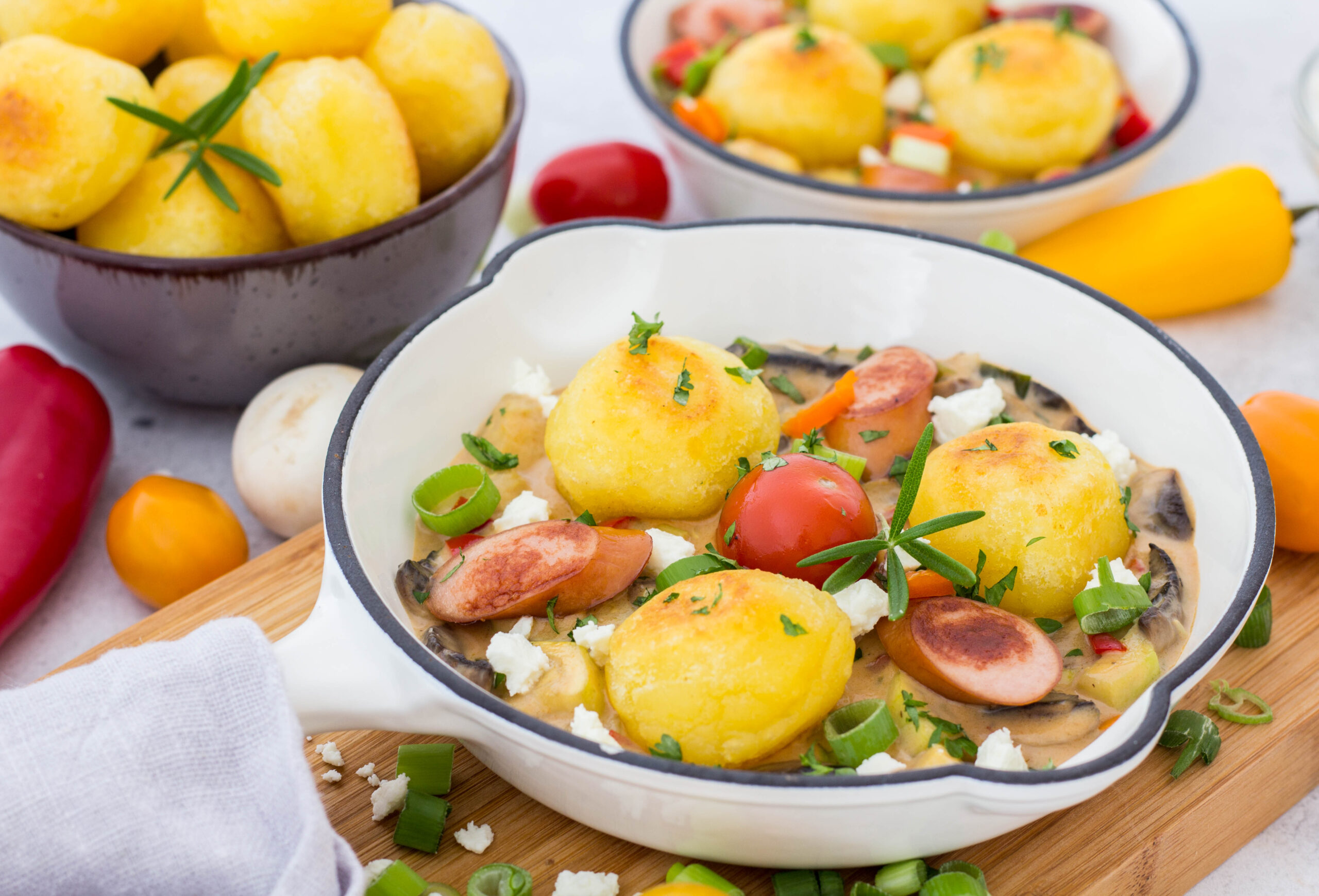 Knödelinopfanne mit Gemüse & Würstchen ⋆ Knödelinopfanne mit Gemüse & Würstchen ⋆