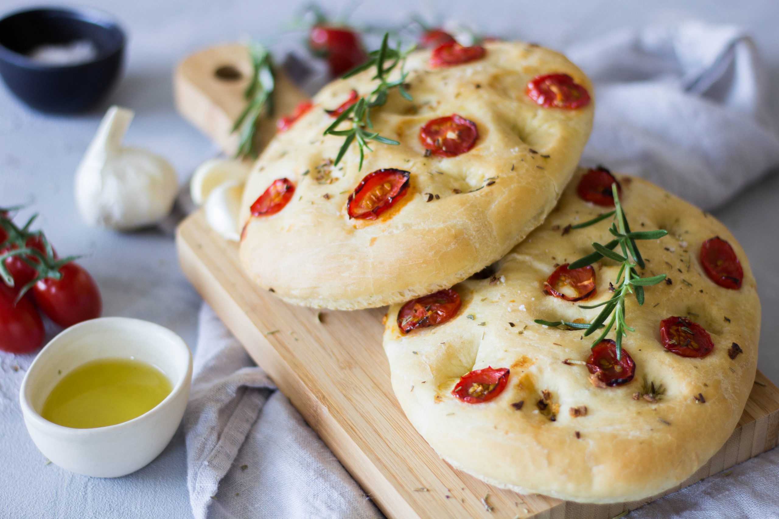 Focaccia - fluffig weiches Fladenbrot ⋆ www.lieblingszwei.de