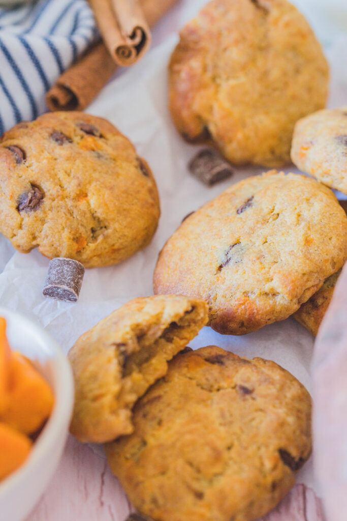 Süßkartoffel Cookies für Kinder: Schnell und einfach zubereitet. Perfekte Zwischenmahlzeit.