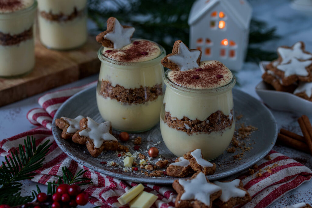 Nachspeise für Weihnachten: Weiße Schokolade, Mascarpone und Zimtsterne
