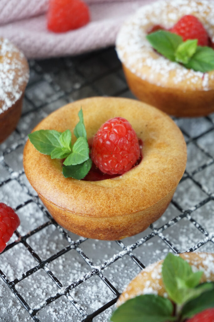 Muffins mit Beeren - schneller, gesunder Snack für Kinder - ohne Inudsztriezucker