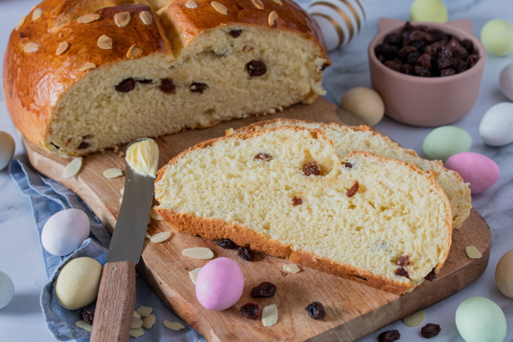 Osterbrot für die ganze Familie ohne Industriezucker