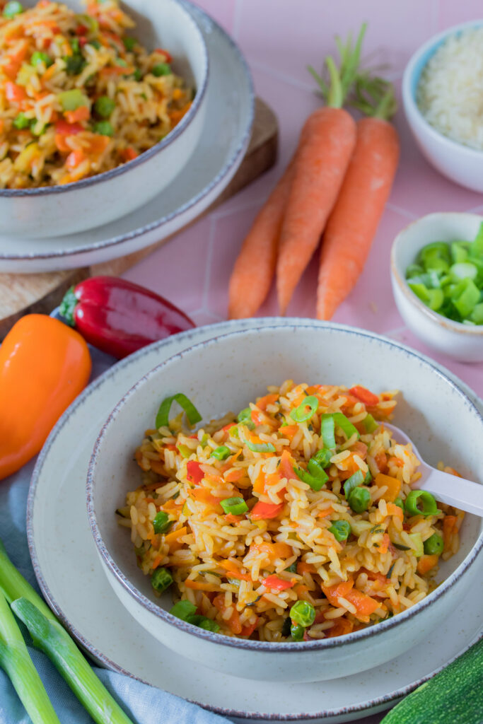 Schnelles Familiengericht: One-Pot Reis mit Gemüse