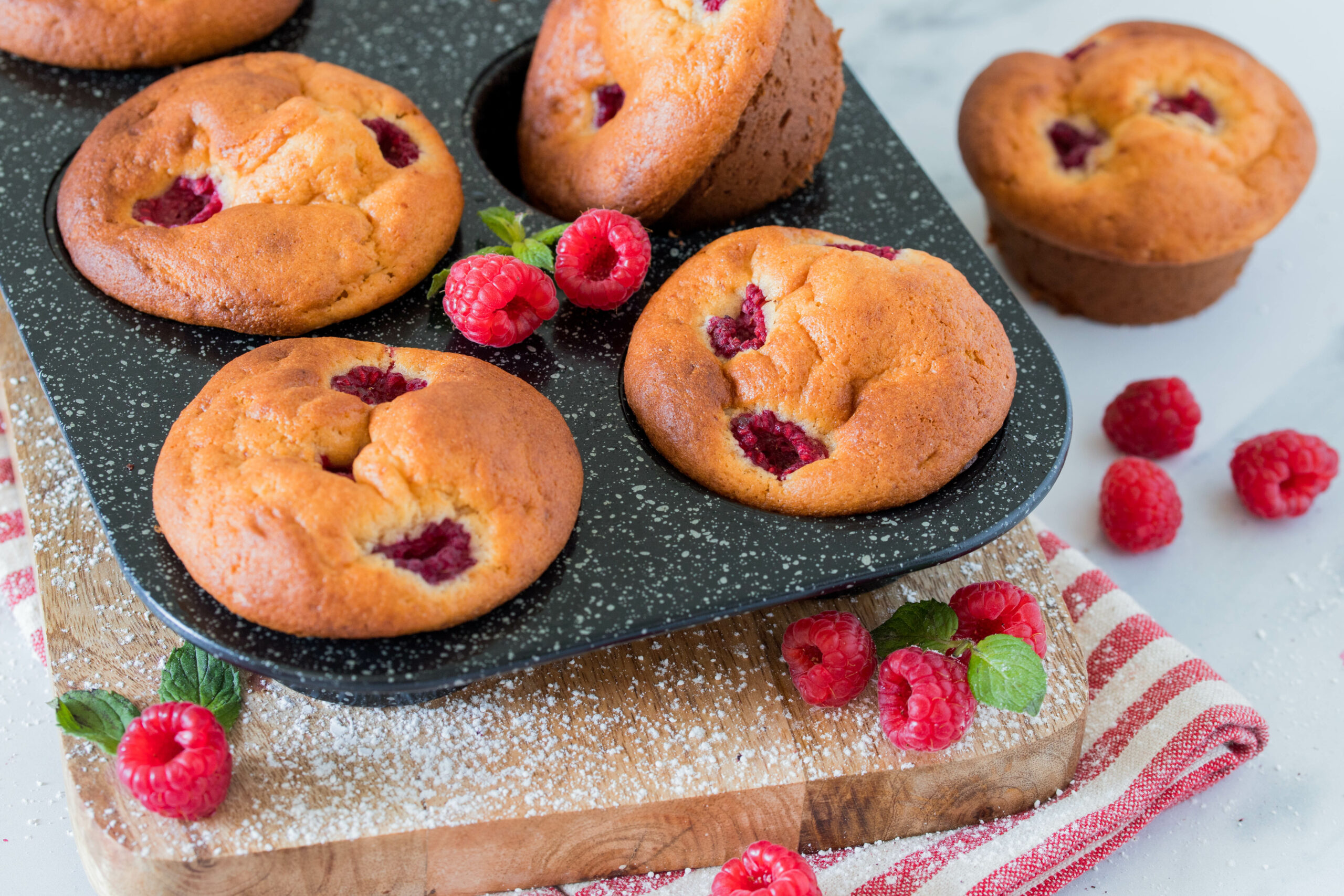 Himbeer-Frischkäse Muffins ⋆ Lieblingszwei * Foodblog