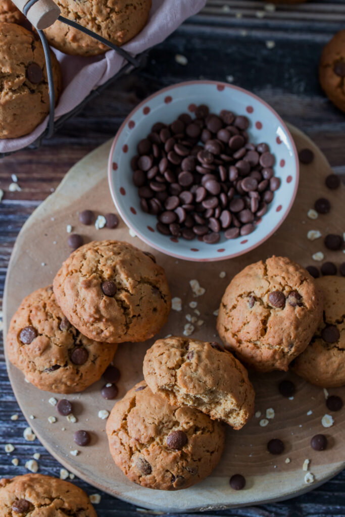 Leckere Kekse mit Schokolade und Kokosblütenzucker für Kinder - zuckerreduziert
