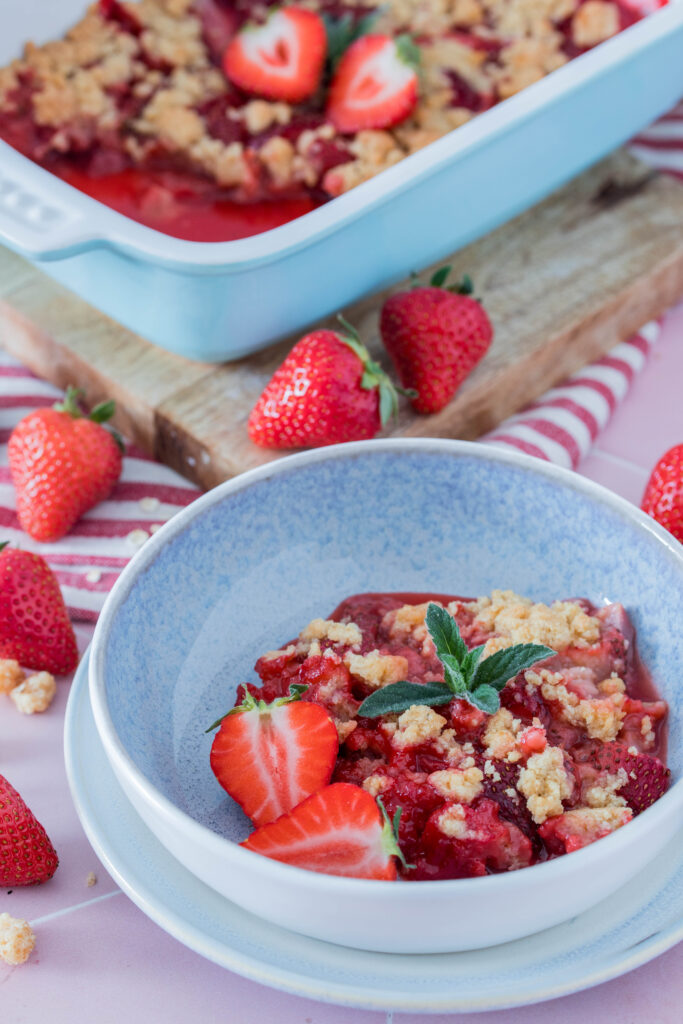 Erdbeer Crumble
