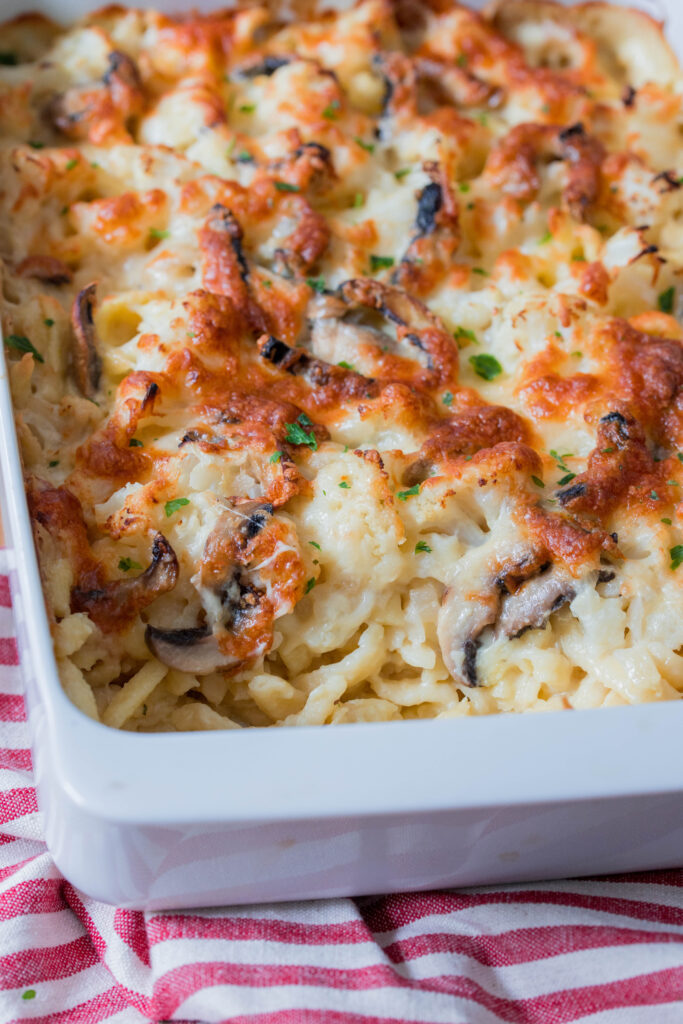 Spätzle Auflauf mit Champignons und Blumenkohl - schnelles Familienessen