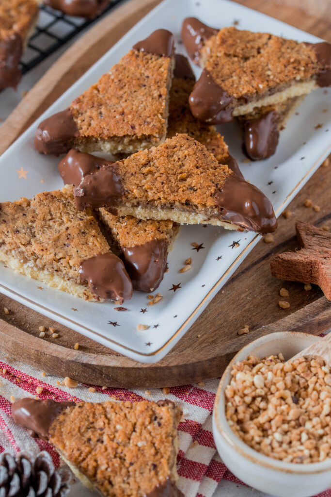 Marzipan-Nussecken Marzipan-Nussecken