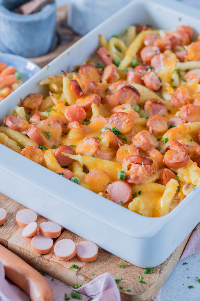 Schupfnudelauflauf mit Würstchen