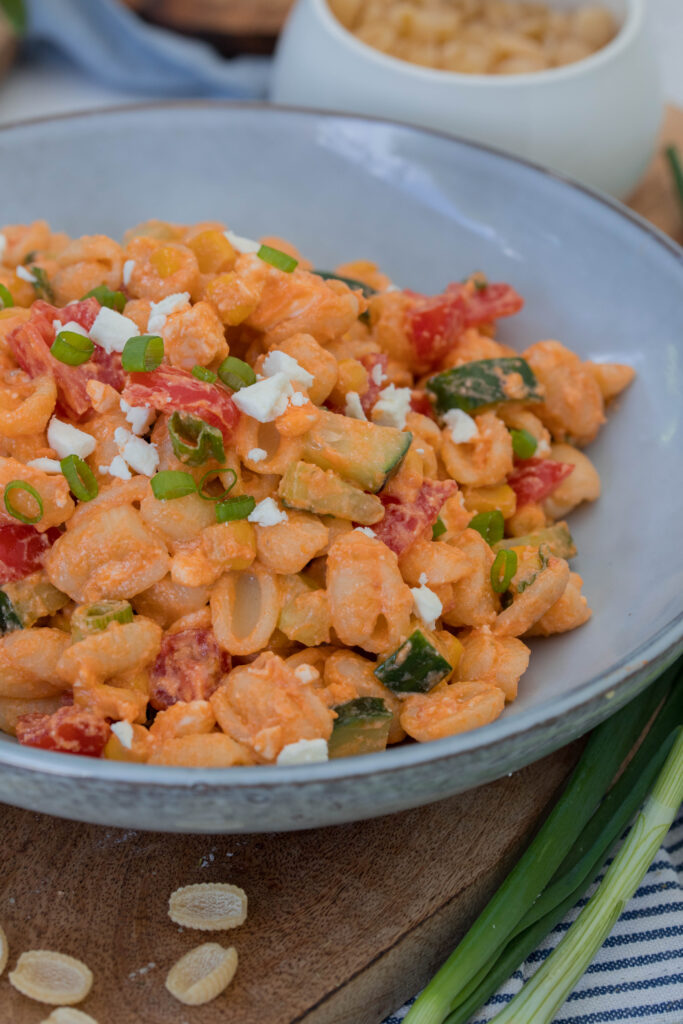 Sommerlicher Nudelsalat
