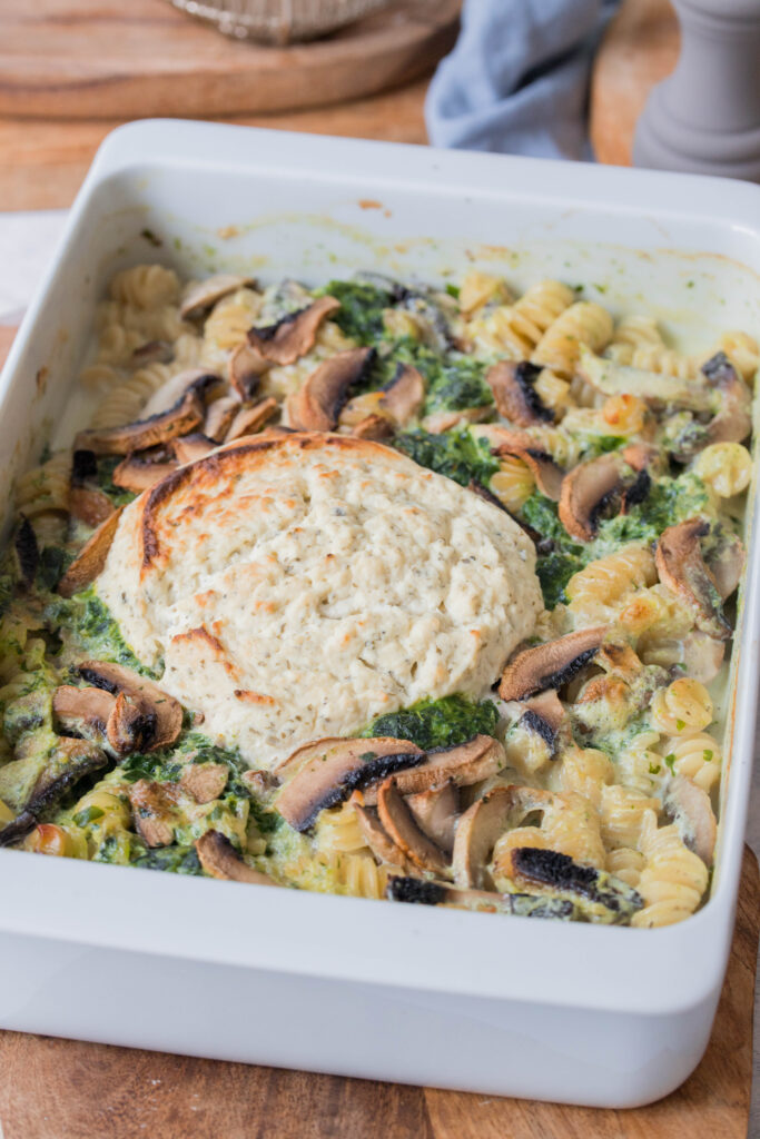 Ofenpasta mit Spinat und Champignons Ofenpasta mit Spinat und Champignons